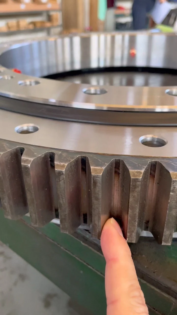 If you need more precision, you pay more. cnslewingring.com WhatsApp:+86 17705201170 jovi@cnslewingring.com