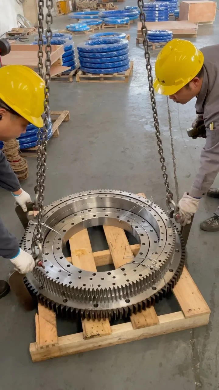 CNSlewingRing.com WhatsApp 86 17705201170 Slewing Bearing Manufacturer jovi@cnslewingring.com