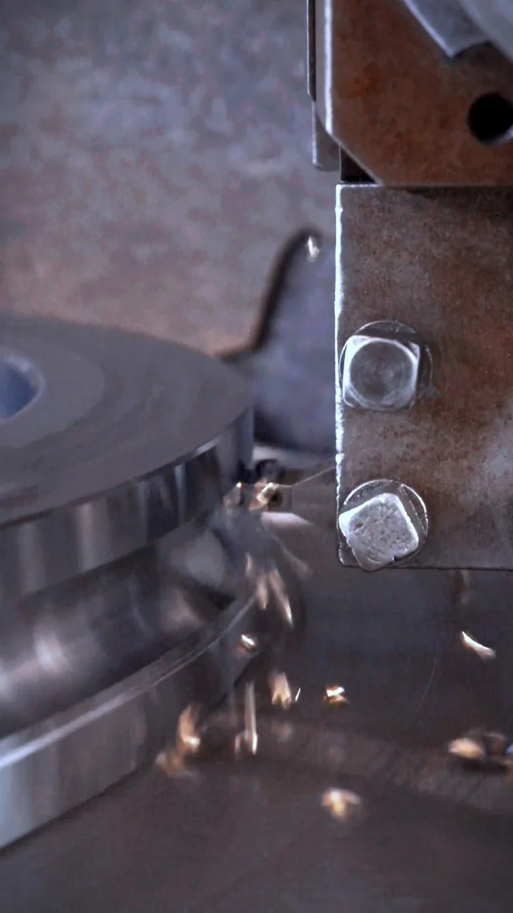 CNSlewingRing.com WhatsApp 86 17705201170 Slewing Bearing Manufacturer jovi@cnslewingring.com
