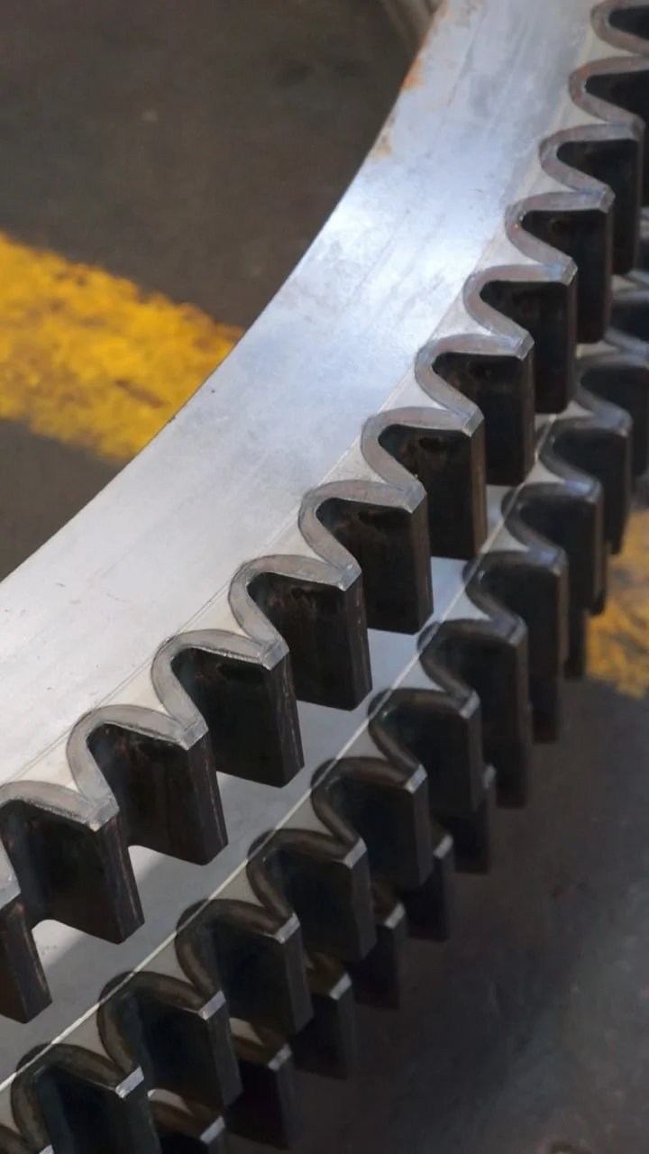 CNSlewingRing.com WhatsApp 86 17705201170 Slewing Bearing Manufacturer jovi@cnslewingring.com
