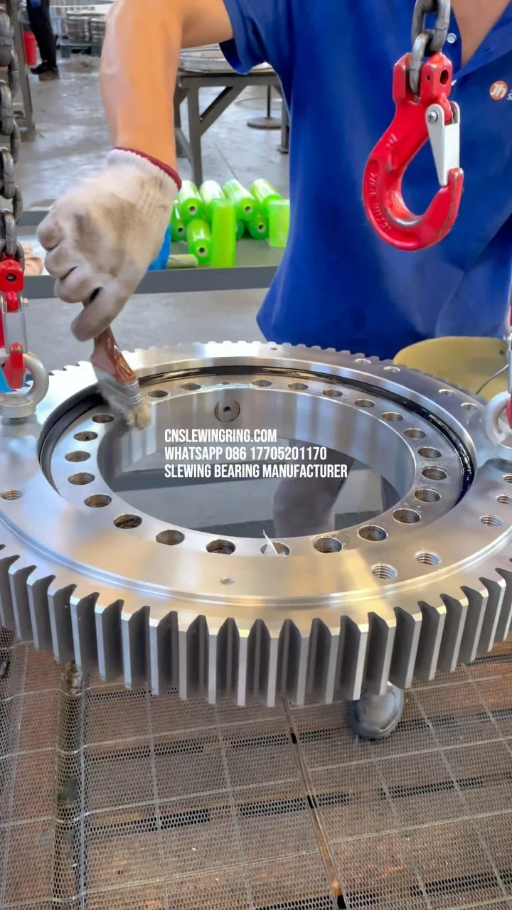 cnslewingring.com WhatsApp 086 17705201170 Slewing Bearing Manufacturer
