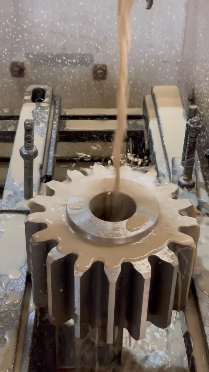 wire cutting cnslewingring.com WhatsApp:+86 17705201170 jovi@cnslewingring.com