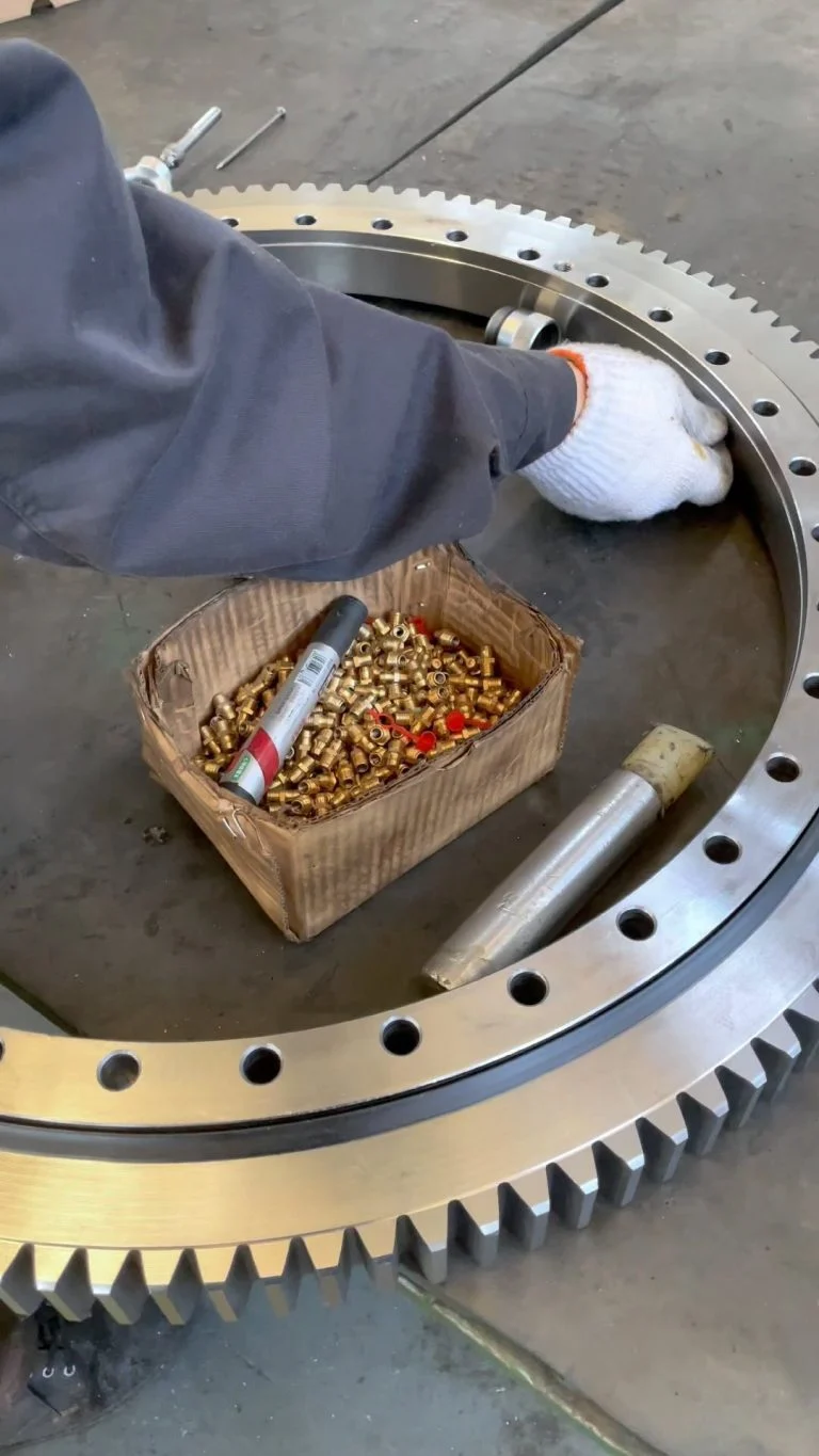 We are a manufacturer of slewing rings, and can customize or copy high-quality slewing rings of various specifications…