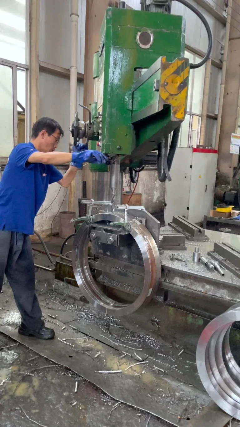 CNSlewingRing.com WhatsApp 86 17705201170 Slewing Bearing Manufacturer jovi@cnslewingring.com