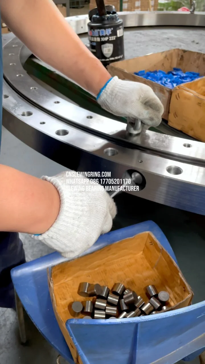 Slewing bearing manufacturing process cnslewingring.com WhatsApp 086 17705201170 Slewing Bearing Manufacturer