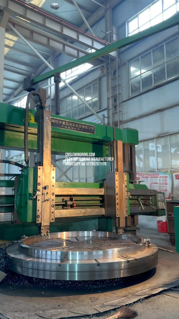 2.5 meters, huge slewing bearing. Export product, we are manufacturing the outer ring of it.