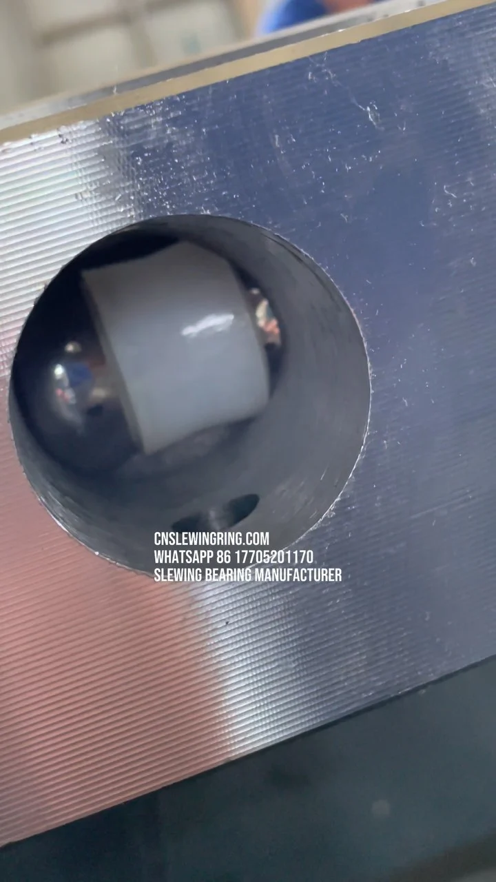 Through this video, we can understand the structure inside the slewing ring raceway and how we can encapsulate…
