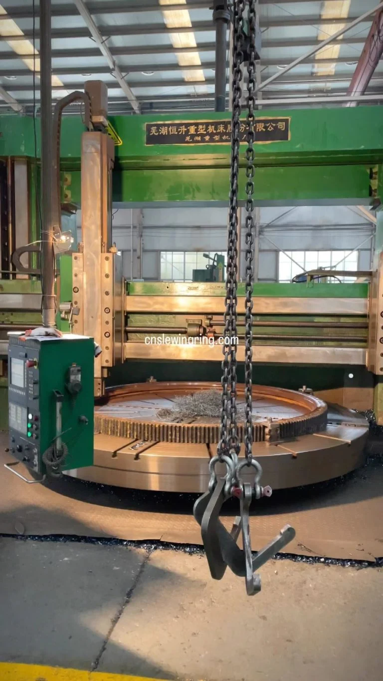 Nothing is easy, but to go forward bravely. CNSlewingRing.com WhatsApp 86 17705201170 Slewing Bearing Manufacturer jovi@cnslewingring.com