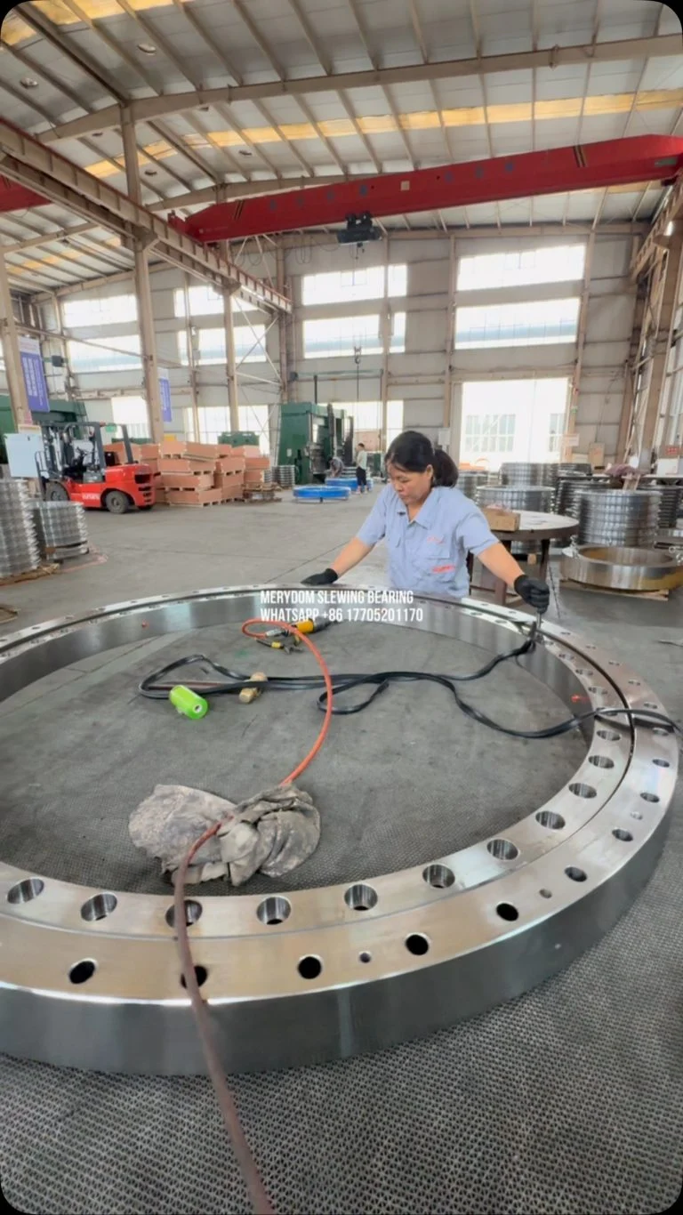 Diameter 1800mm, single row ball gearless slewing bearing, material 42CrMo, unit price 3000USD EXW. Contact me for more…