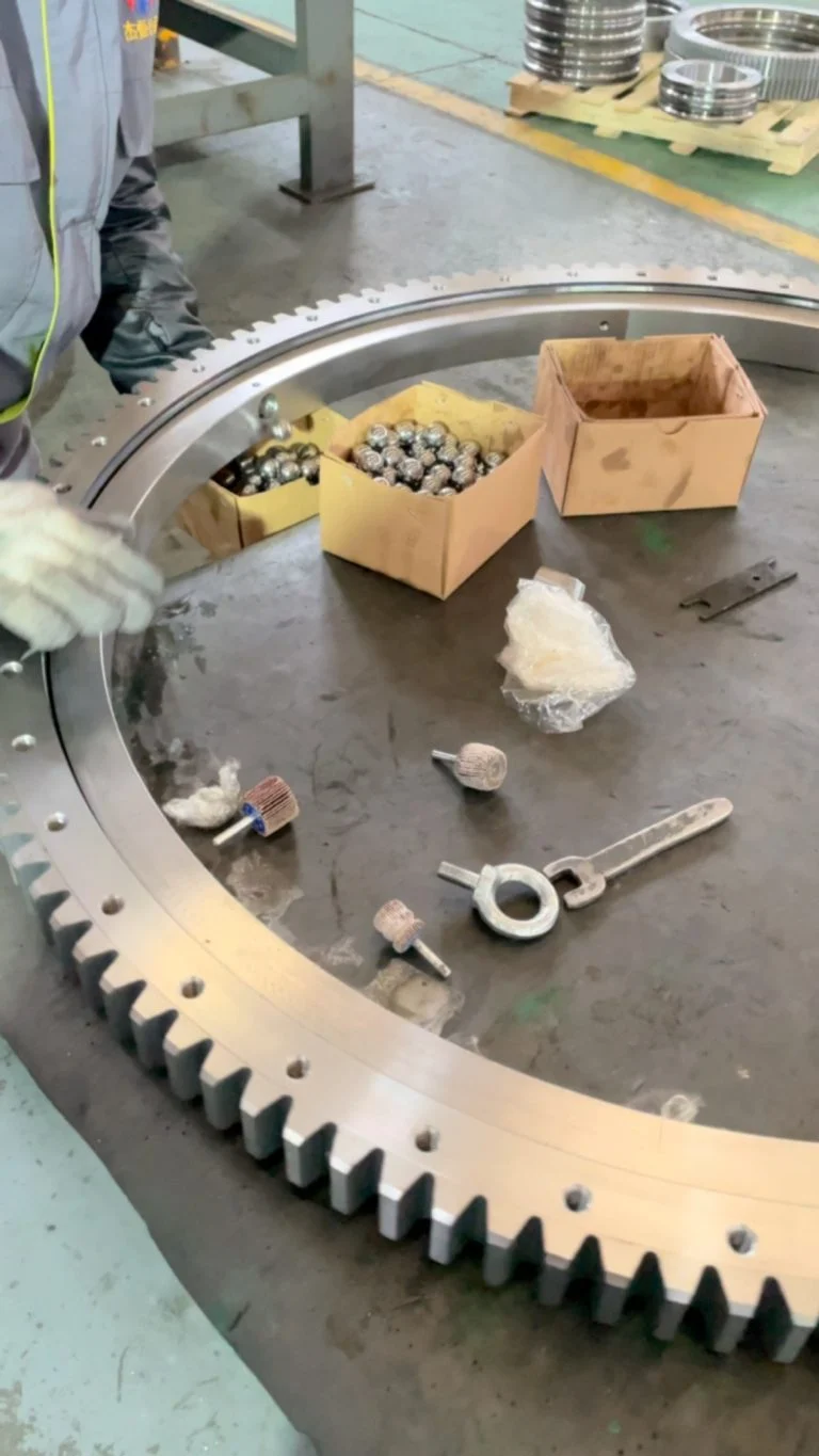 CNSlewingRing.com WhatsApp 86 17705201170 Slewing Bearing Manufacturer jovi@cnslewingring.com
