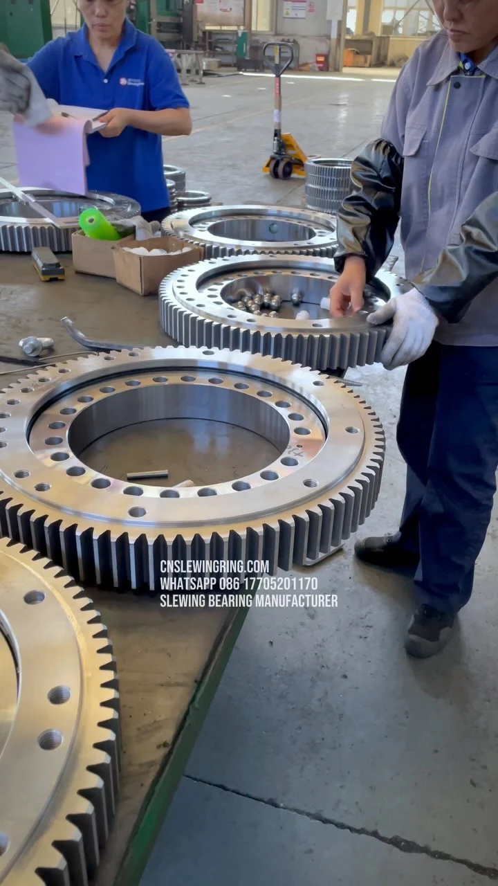 cnslewingring.com WhatsApp 086 17705201170 Slewing Bearing Manufacturer