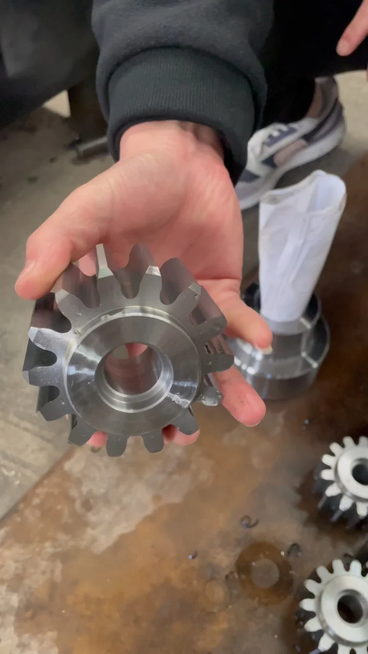Transmission gear cnslewingring.com WhatsApp:+86 17705201170 jovi@cnslewingring.com