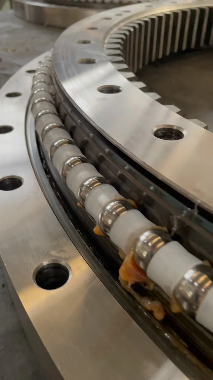 Double row ball slewing bearings with different diameters, larger load, higher precision and longer service life. CNSlewingRing.com WhatsApp…