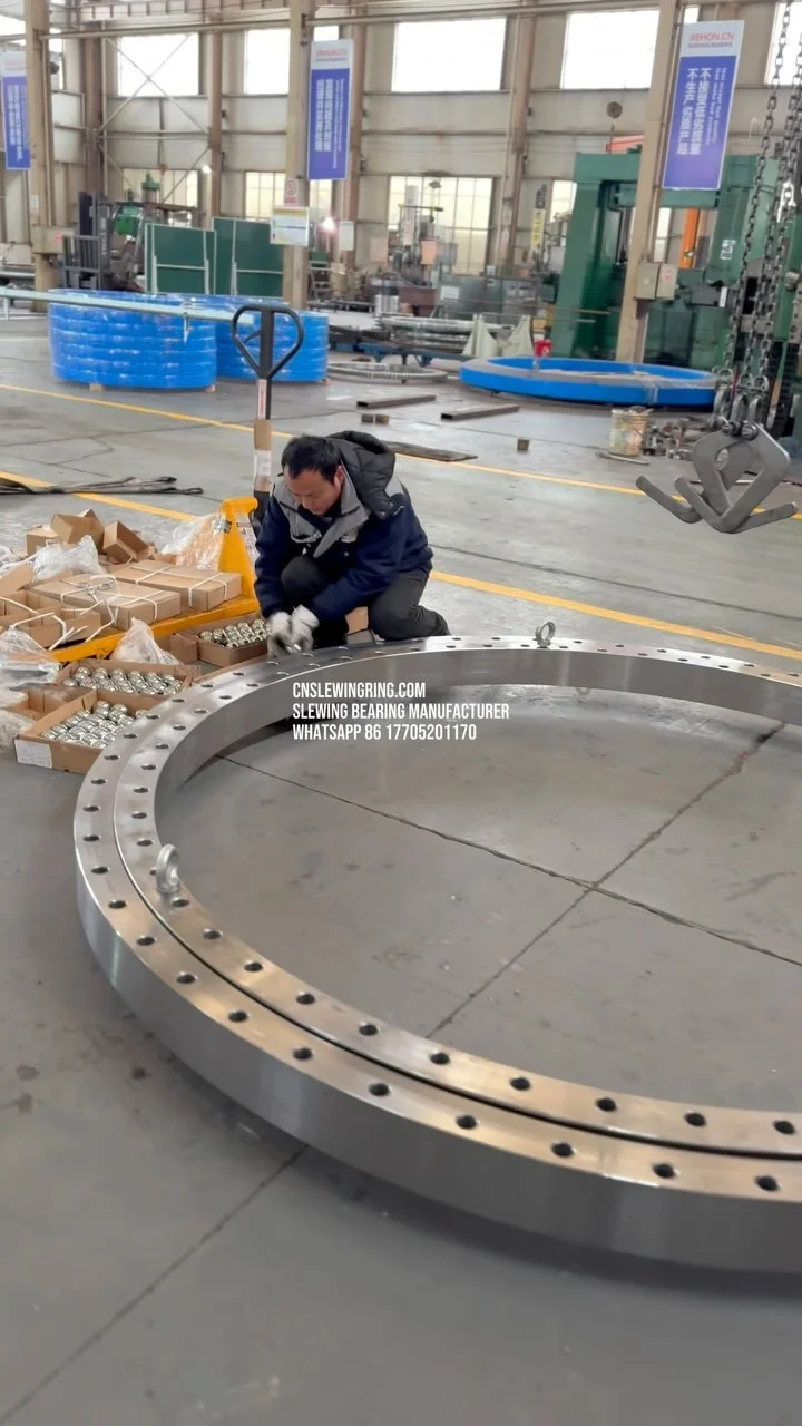 We are close to completing this large slewing bearing with an outer diameter of over 2.8 meters. Next…