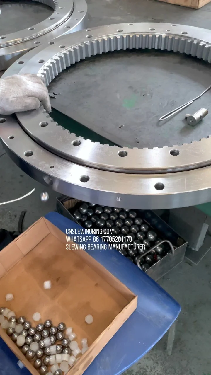 We manufacture and export high quality slewing rings. CNSlewingRing.com WhatsApp 86 17705201170 Slewing Bearing Manufacturer jovi@cnslewingring.com