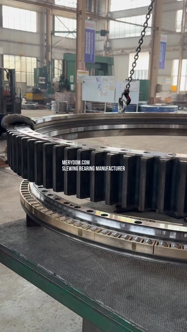 Built for demanding heavy-duty applications. MERYDOM triple-row roller slewing bearing with external gear features a high-strength brass cage…